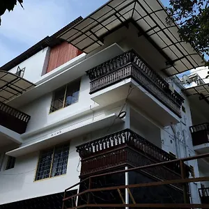 Auberge de jeunesse 3r Residency