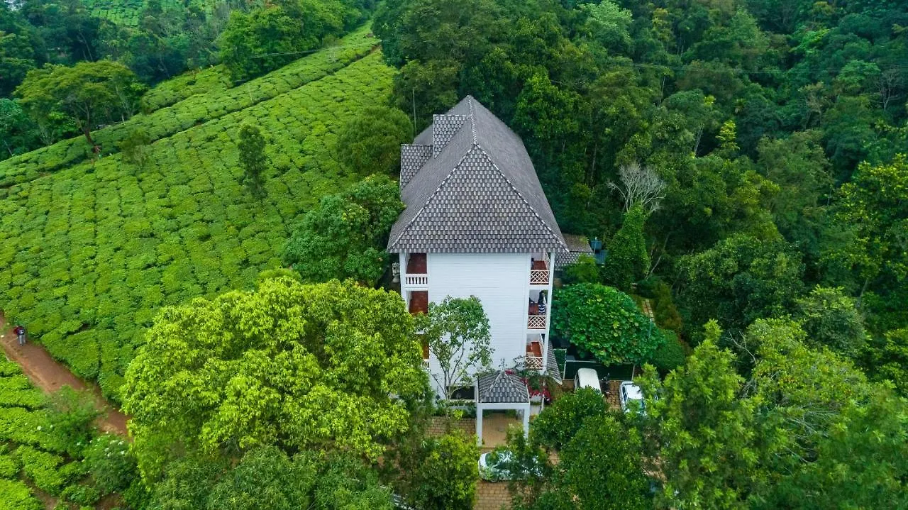 Tea Harvester Муннар Курортный комплекс