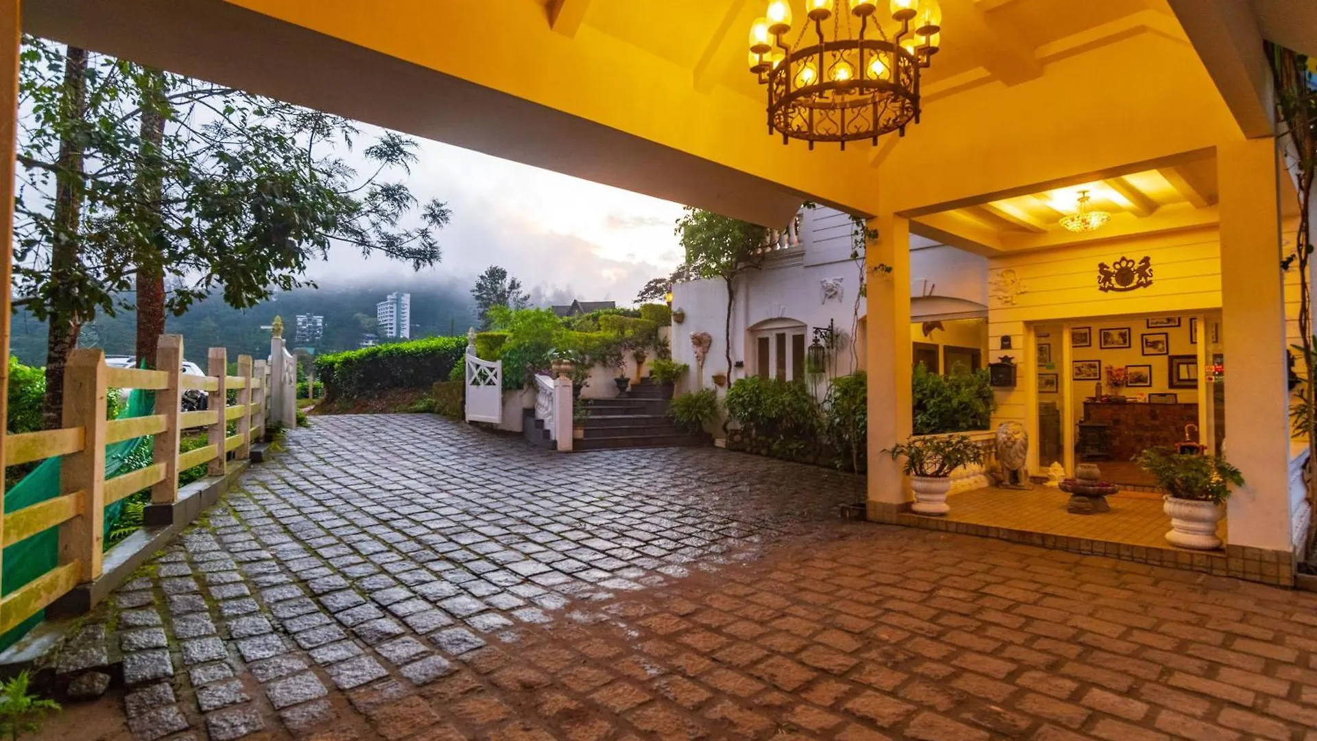 Resort Tea Harvester Munnar